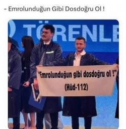 YEDİTEPE ÜNİVERSİTESİ ÖZÜR DİLEMELİ "EMROLUNDUĞUN GİBİ DOSDOĞRU OL"